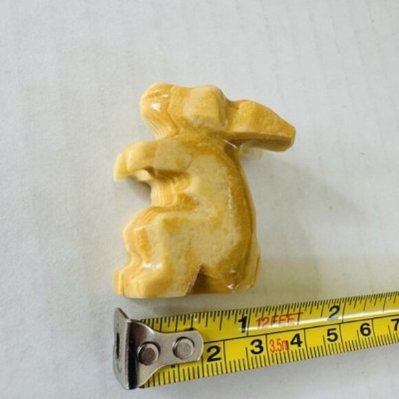 Vintage Natural Stone Yellow Jasper Carved Bunny Rabbit Sitting Up 1 1/2” - Picture 11 of 14
